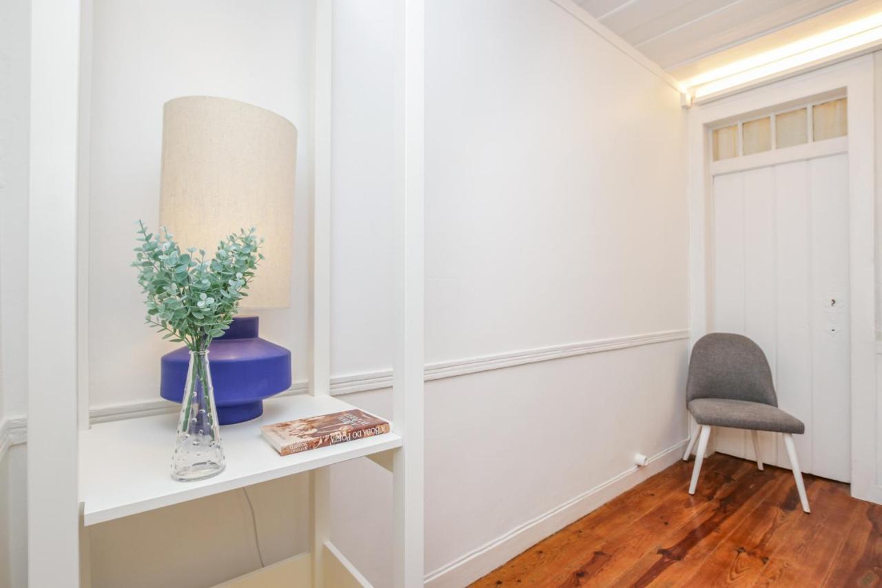 Appartement Golden Cage Chiado - Charm Historic And Cozy à Lisboa Extérieur photo