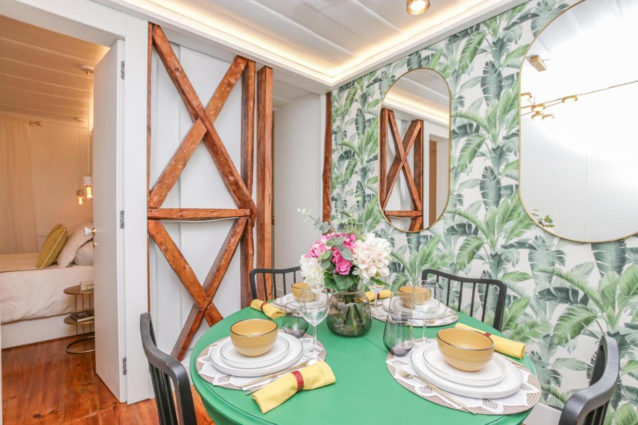 Appartement Golden Cage Chiado - Charm Historic And Cozy à Lisboa Extérieur photo